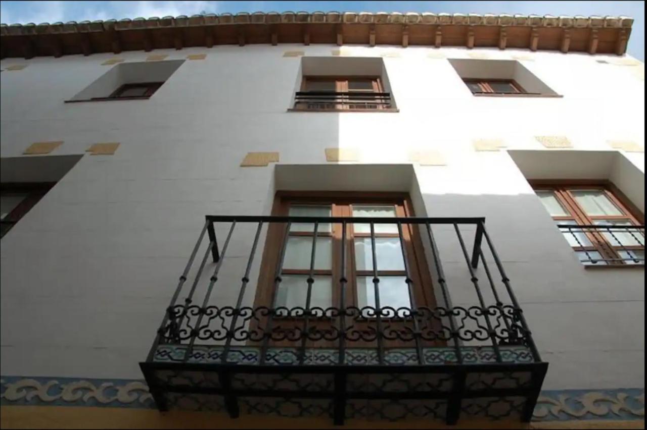 Atico Con Terracita Y Vistas Alhambra, Centro Apartman Granada Kültér fotó