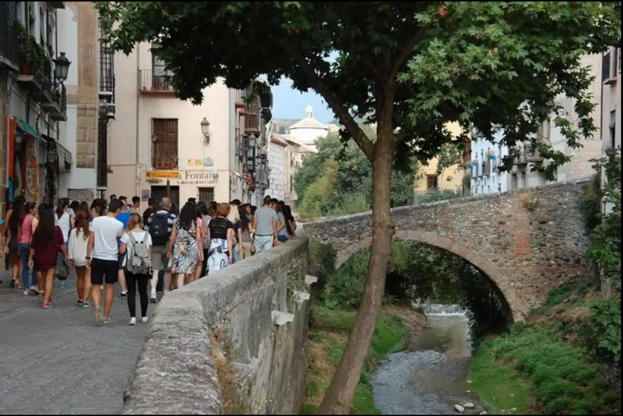 Atico Con Terracita Y Vistas Alhambra, Centro Apartman Granada Kültér fotó